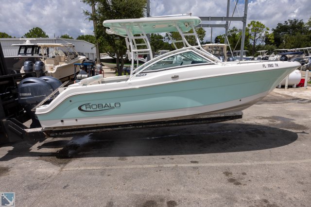 Pre-Owned 2022  powered Robalo Boat for sale